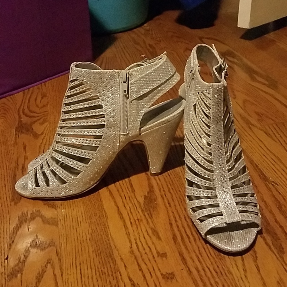 Hot Tomato Heels